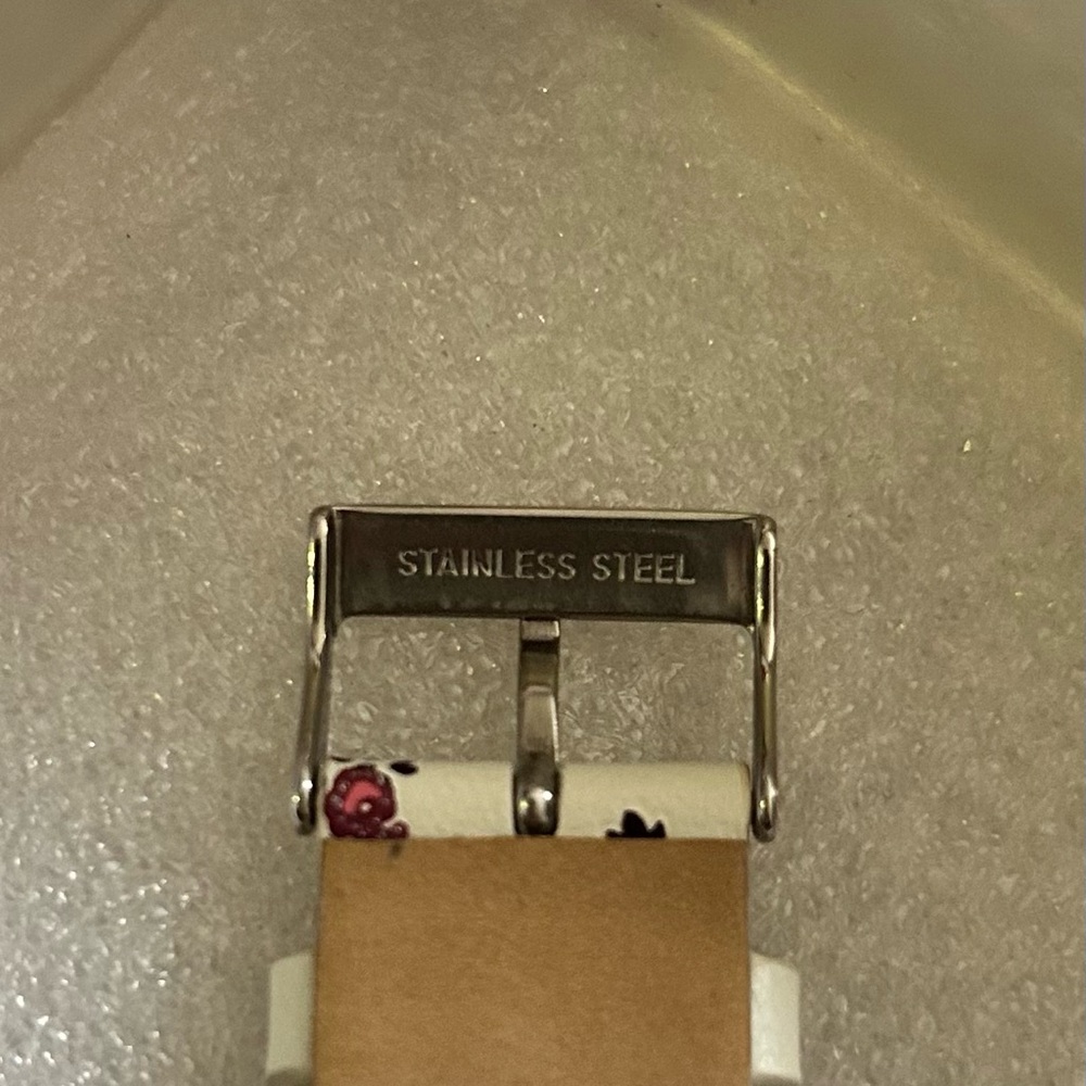 Coach Perry White Pink Silver Stainless Steel Case Leather Strap Watch New - Picture 5 of 5